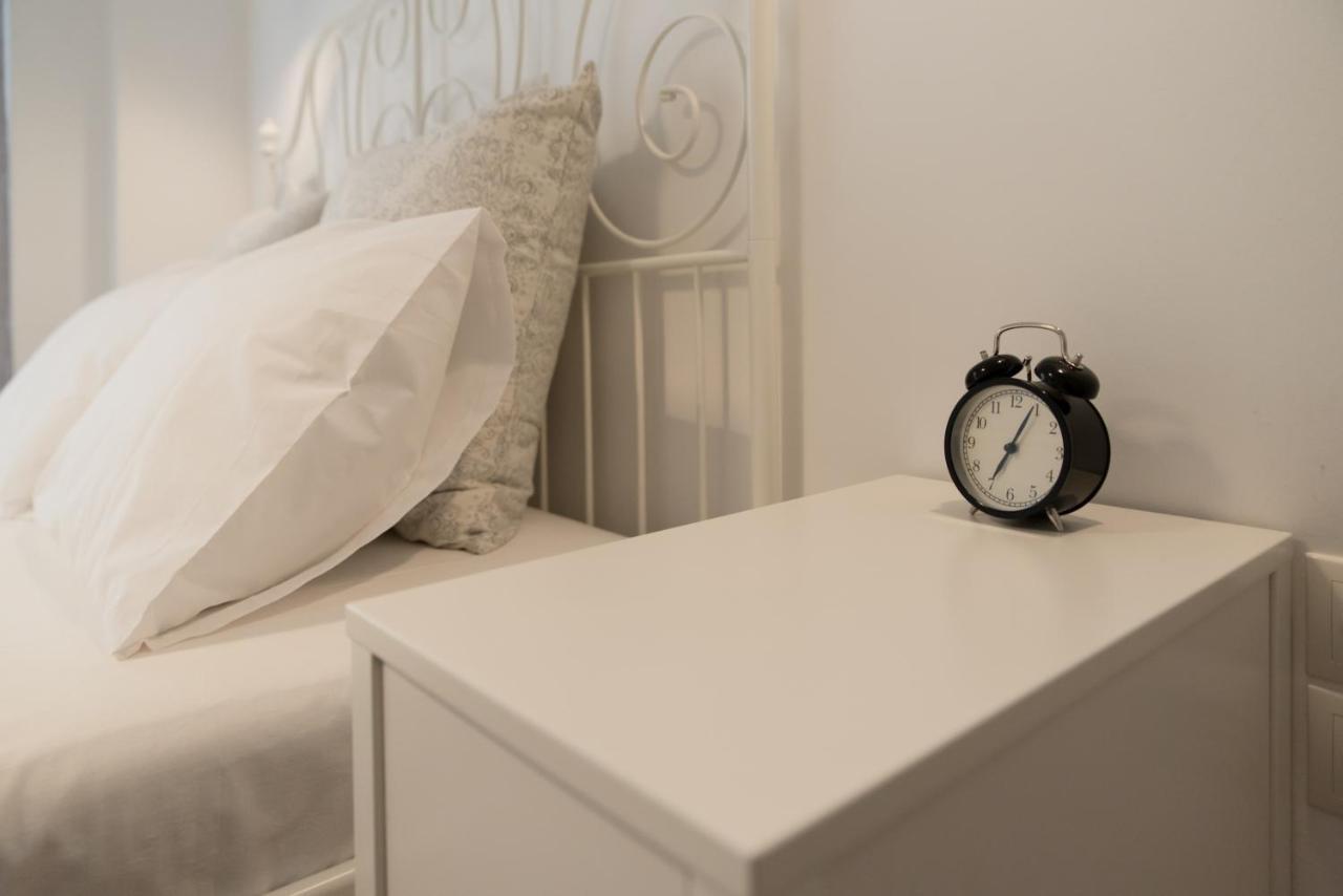 Amazing Apartment 2 Min To Acropolis Athens Luaran gambar
