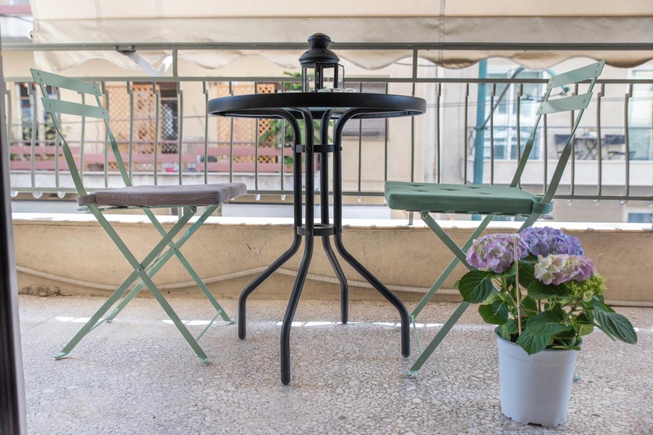 Amazing Apartment 2 Min To Acropolis Athens Luaran gambar