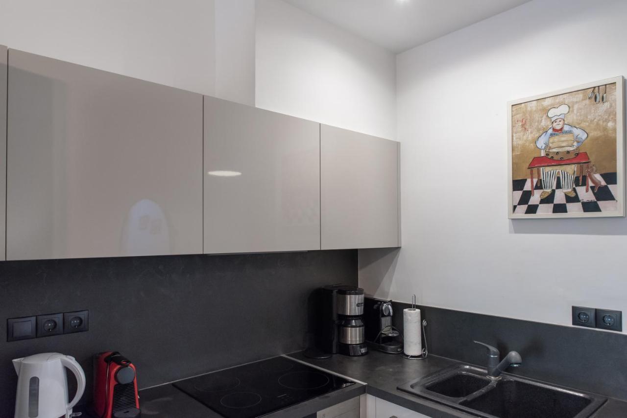 Amazing Apartment 2 Min To Acropolis Athens Luaran gambar